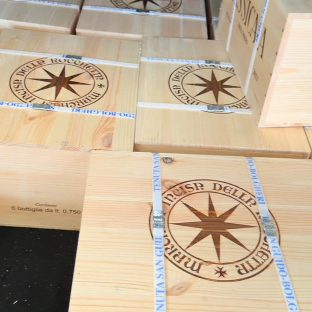 Casse di legno sigillate della Tenuta San Guido, Sassicaia